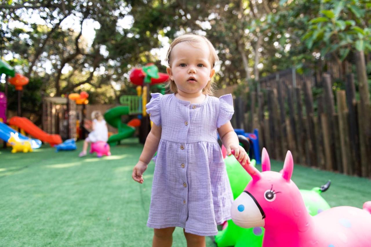 Hotel The Capital Zimbali Ballito Zewnętrze zdjęcie A child at a daycare